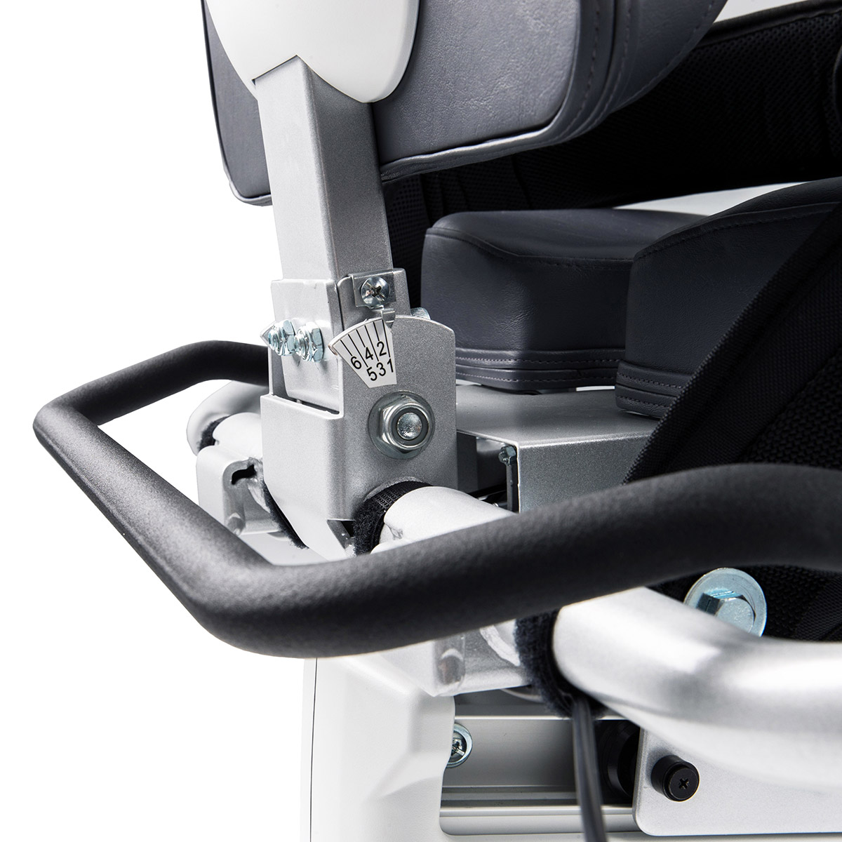 Sætisstilling á Dyaco Med 7.0S fjölþjálfa